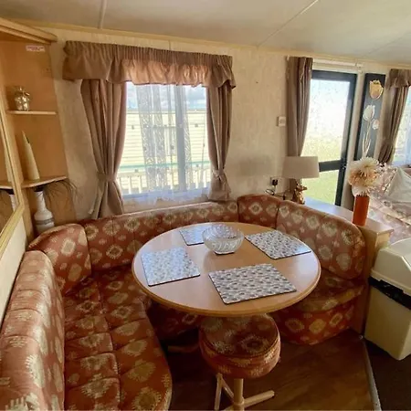 F111 - The Grange Ingoldmells, Pet Friendly And Close To Fantasy Island, Bars And Shops Exterior foto