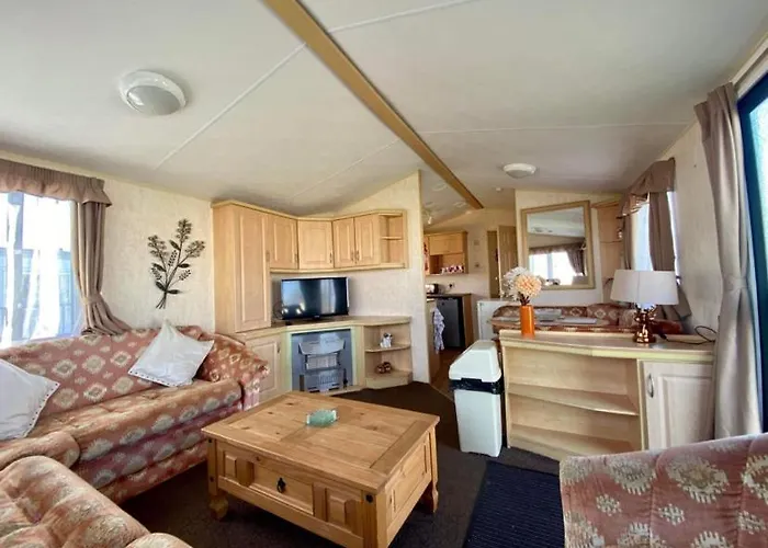 F111 - The Grange Ingoldmells, Pet Friendly And Close To Fantasy Island, Bars And Shops